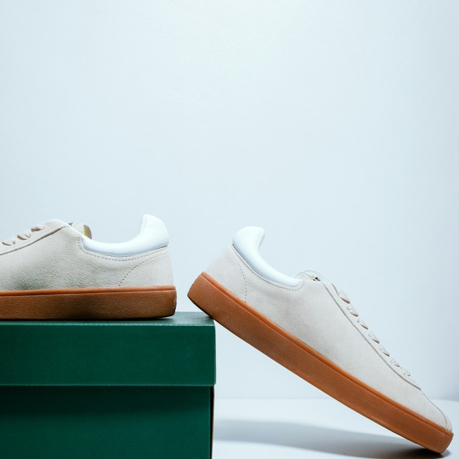 Basket blanche semelle gomme