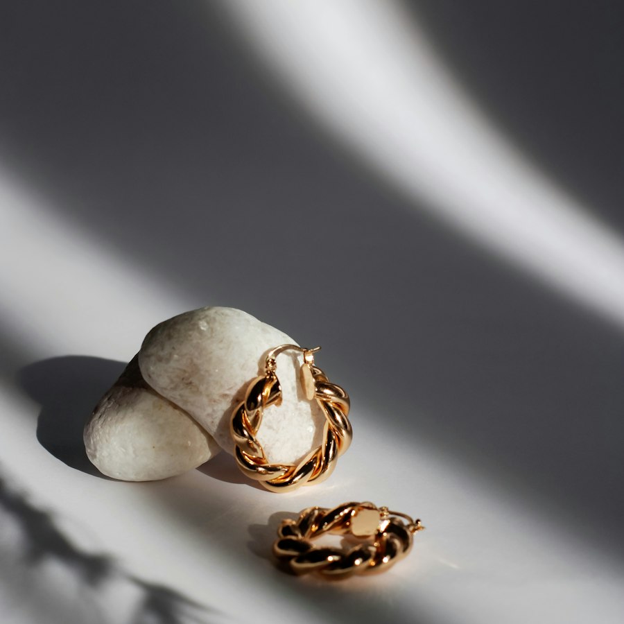 Créoles torsadées dorées