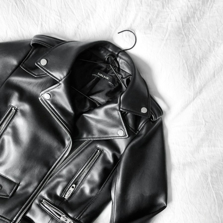 Blouson en cuir noir