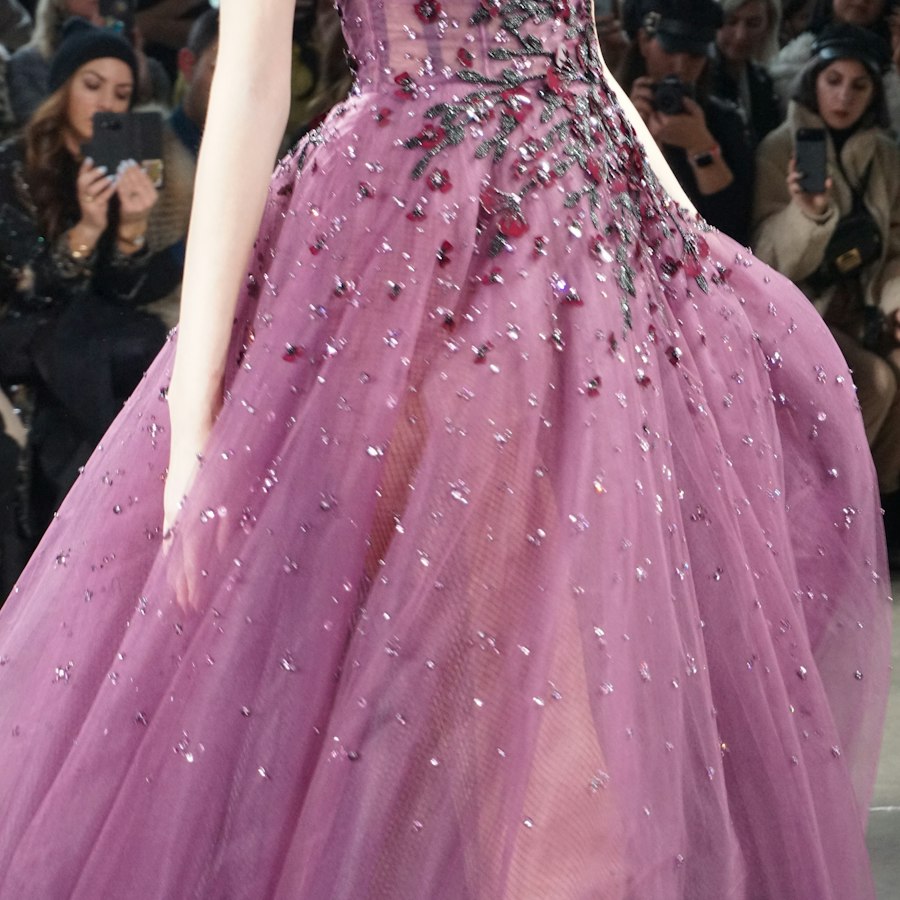 Robe pailletée violette