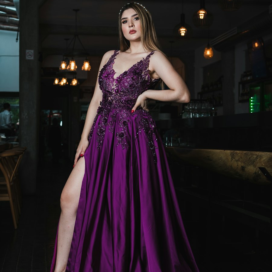 Robe à sequins fendue