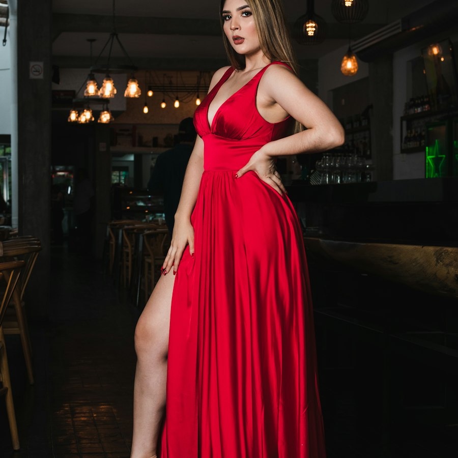 Robe satin rouge