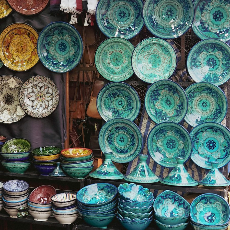 Bols et assiettes bleus